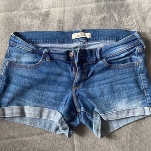 Hollister Mid Rise Jean Shorts